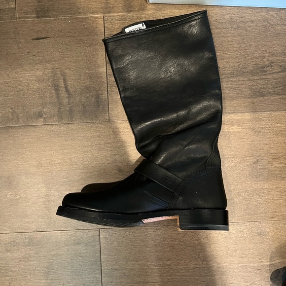 New in box Frye Veronica Slouch black boot, women’s size 8. - Picture 5 of 10